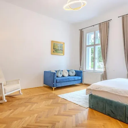 Gb4 By Rentable * Brasov